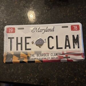 Maryland Novelty License Plate 'The Bearded Clam' Ocean City